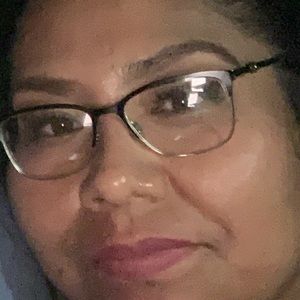 Meet your Posher, Dalia